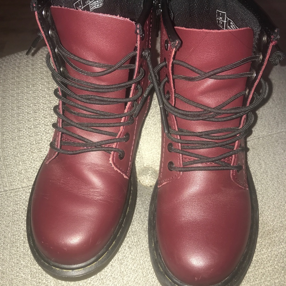 Boys doc martens